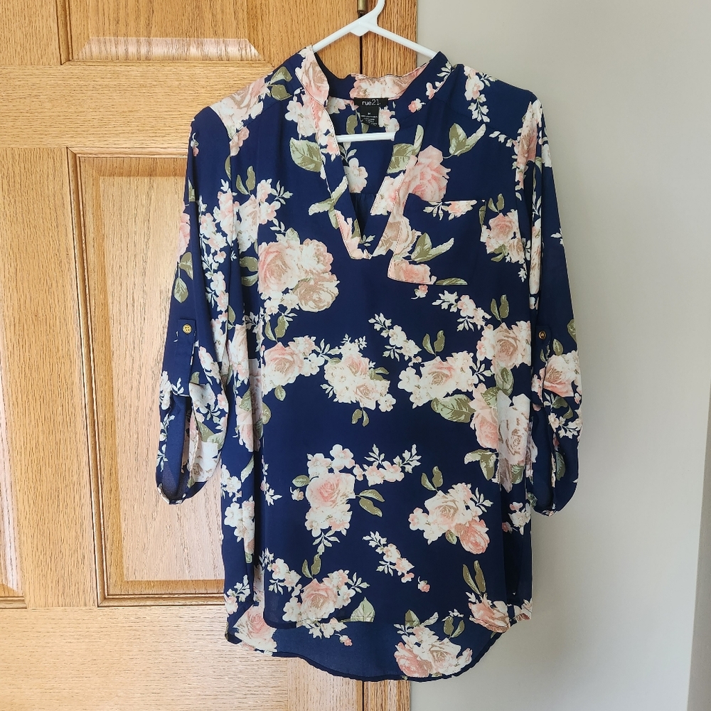 Rue 21 Top
